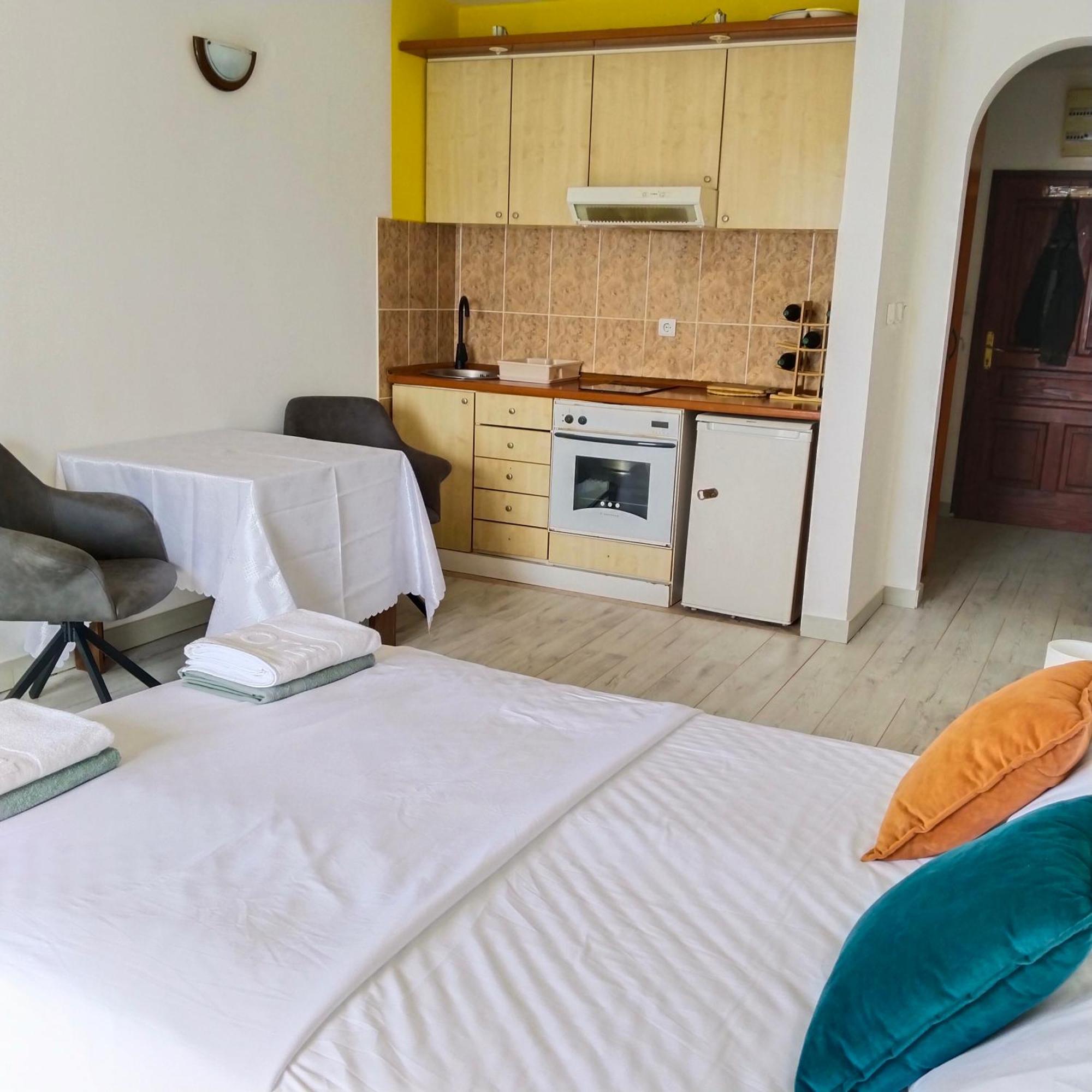 Apartments "Belle Vue" تْشيرسيك نوفي المظهر الخارجي الصورة